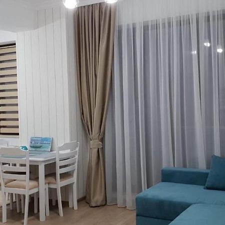 Apartament Laura Solid House Мамая Экстерьер фото