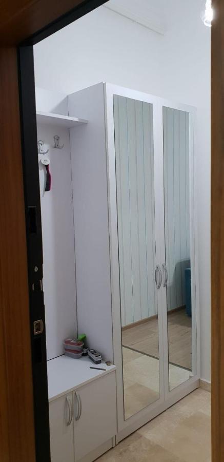 Apartament Laura Solid House Мамая Экстерьер фото
