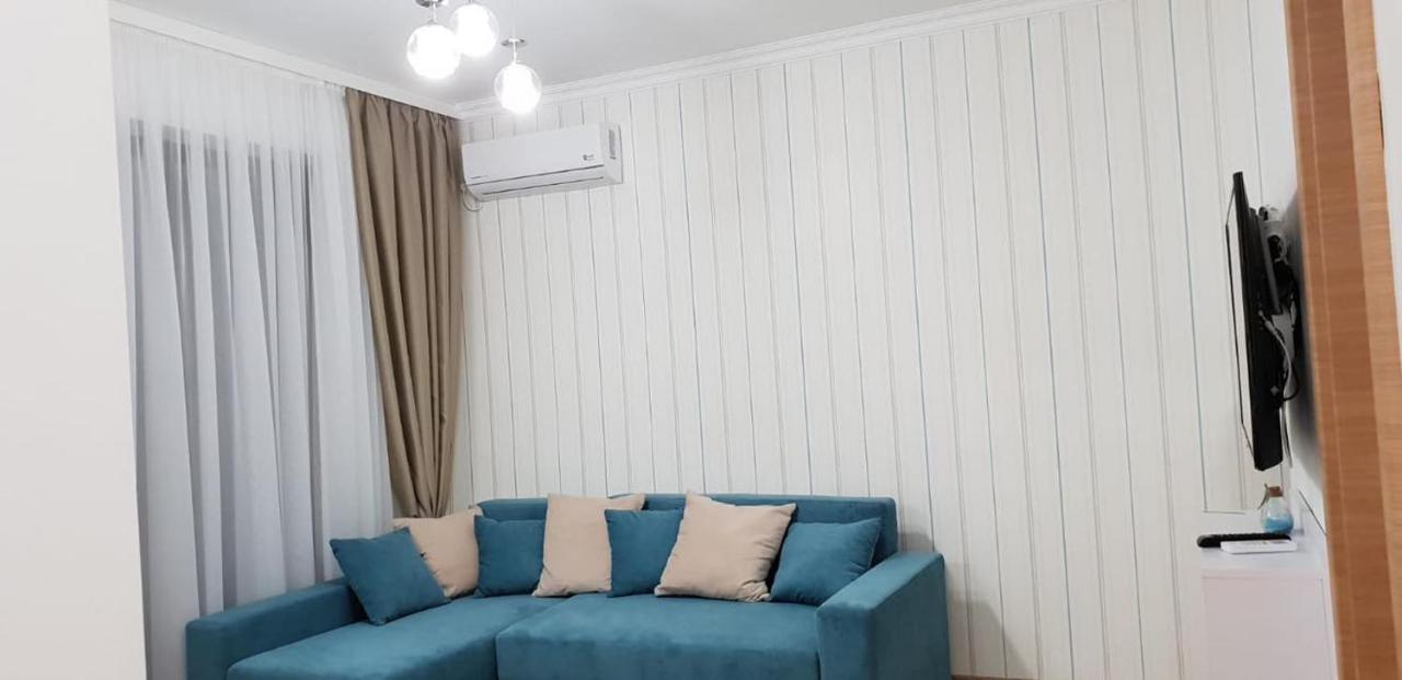Apartament Laura Solid House Мамая Экстерьер фото