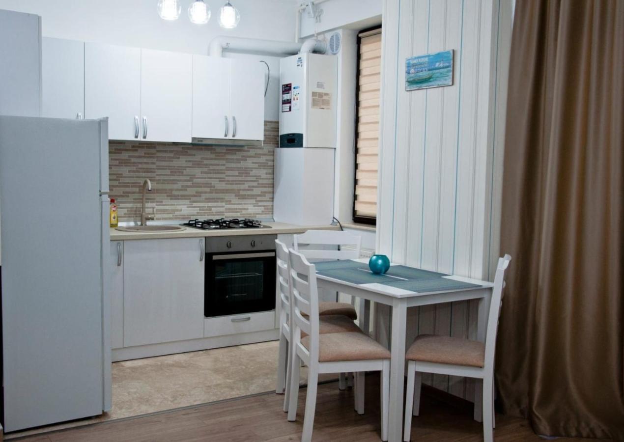 Apartament Laura Solid House Мамая Экстерьер фото